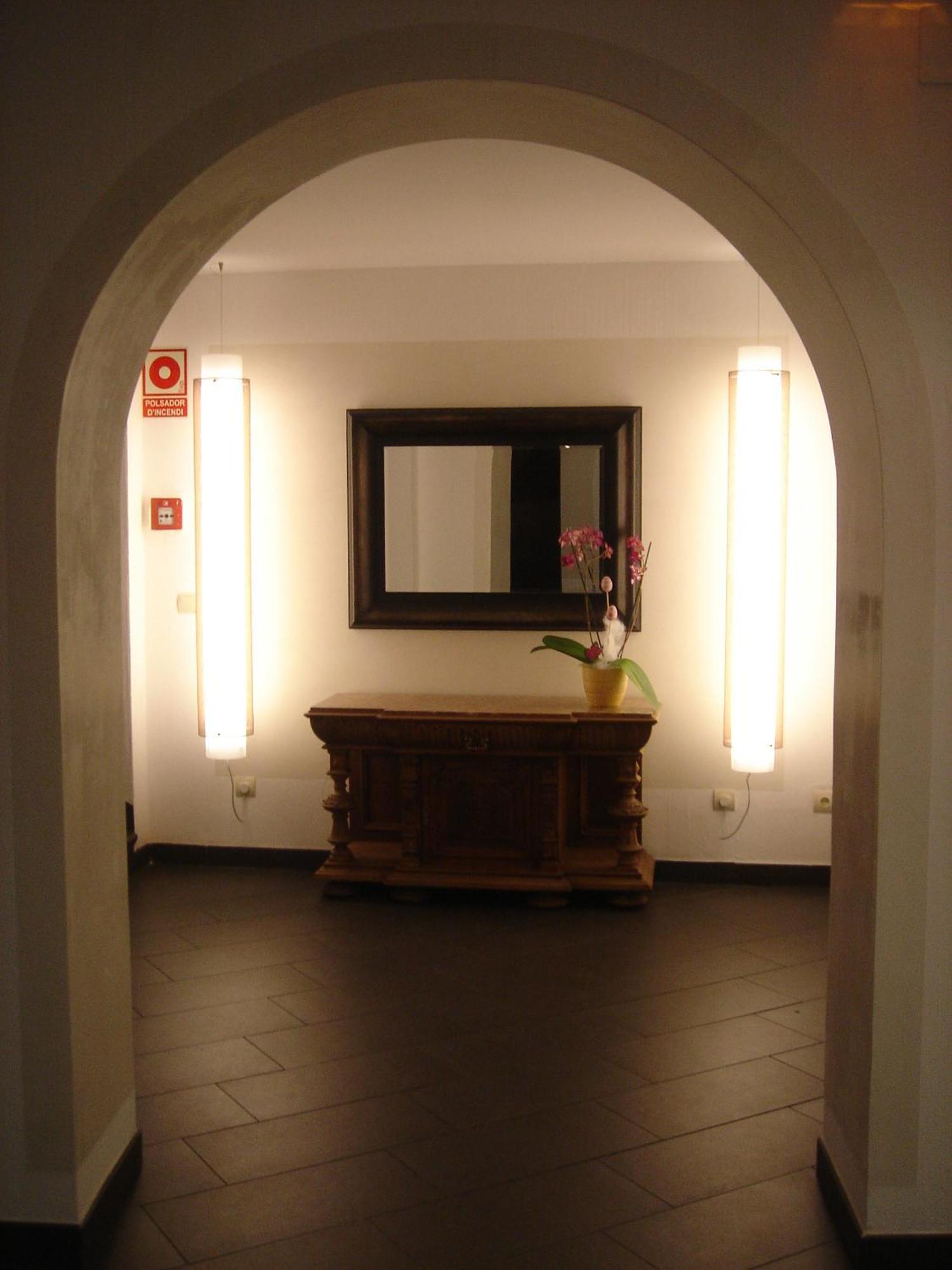 Hotel Carmen Roses Eksteriør billede