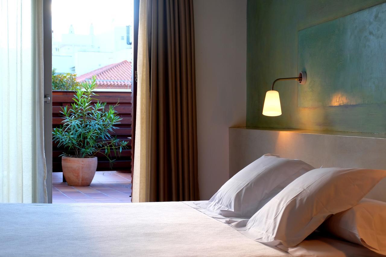 Hotel Carmen Roses Eksteriør billede