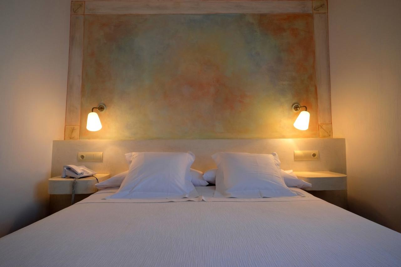 Hotel Carmen Roses Eksteriør billede