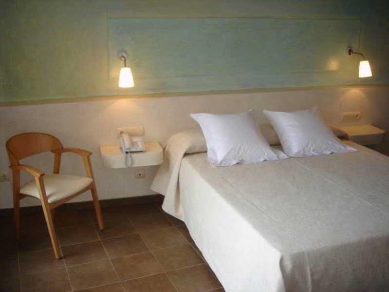 Hotel Carmen Roses Eksteriør billede